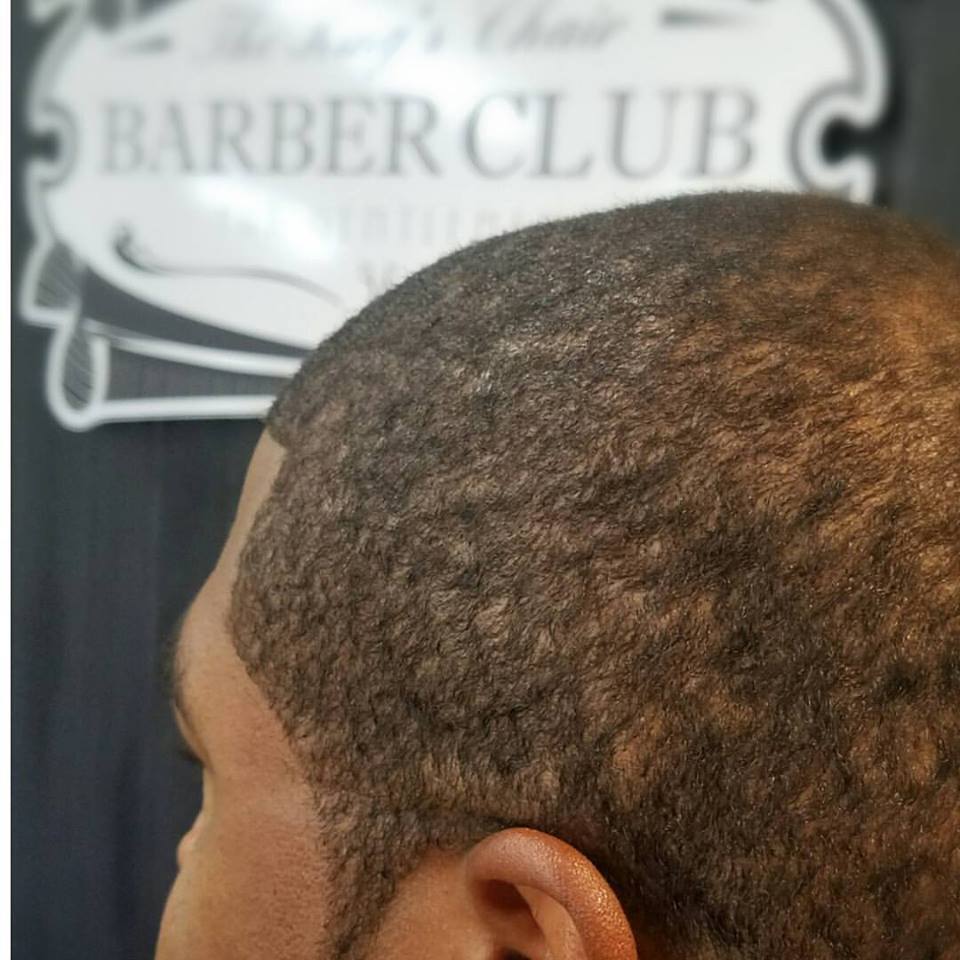 Cadeira Barbeiro Barber Boss com Captone - Tarcila Móveis